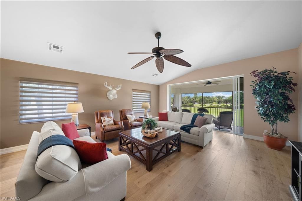 8480 Mystic Greens Way 803, Naples, FL 34113-3