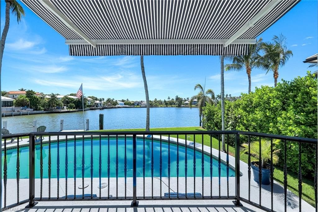 400 Spring Line Dr, Naples, FL 34102-30