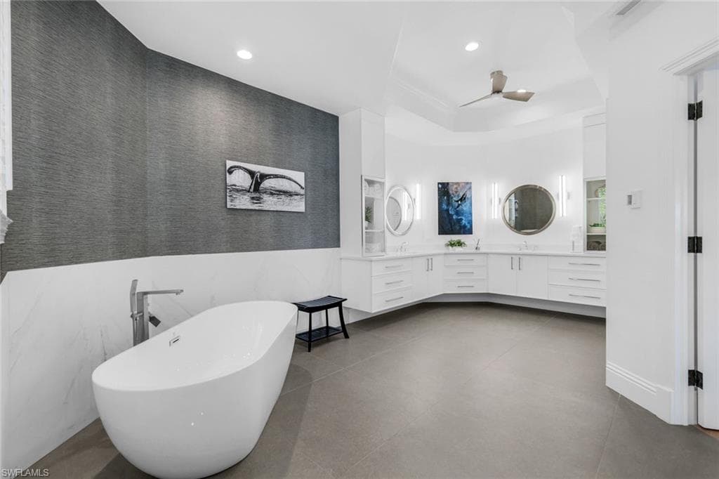 400 Spring Line Dr, Naples, FL 34102-32