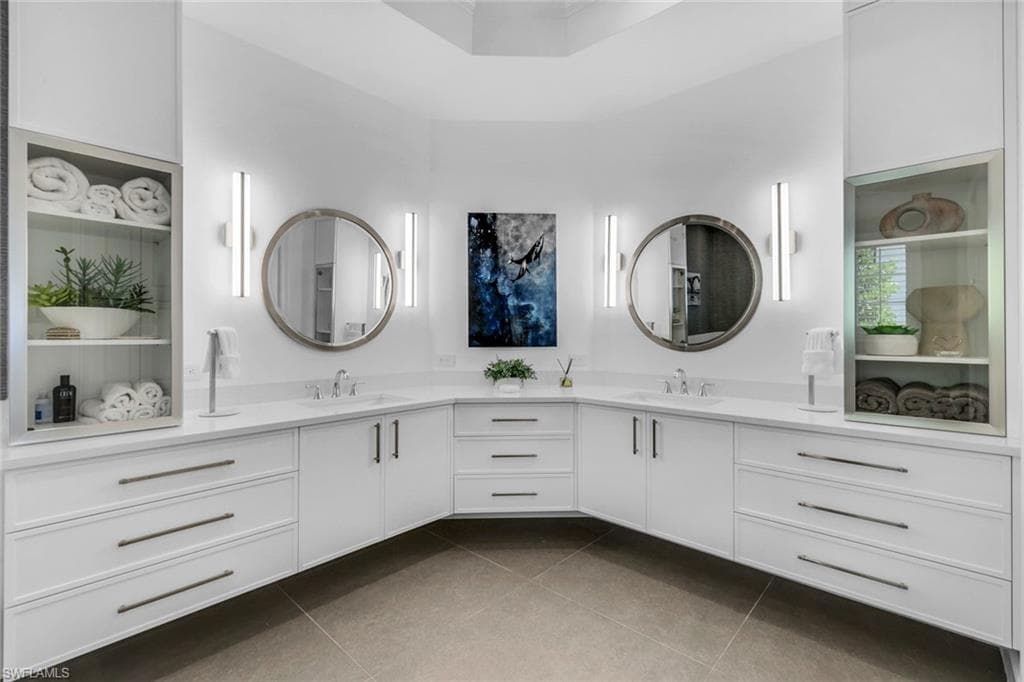 400 Spring Line Dr, Naples, FL 34102-33