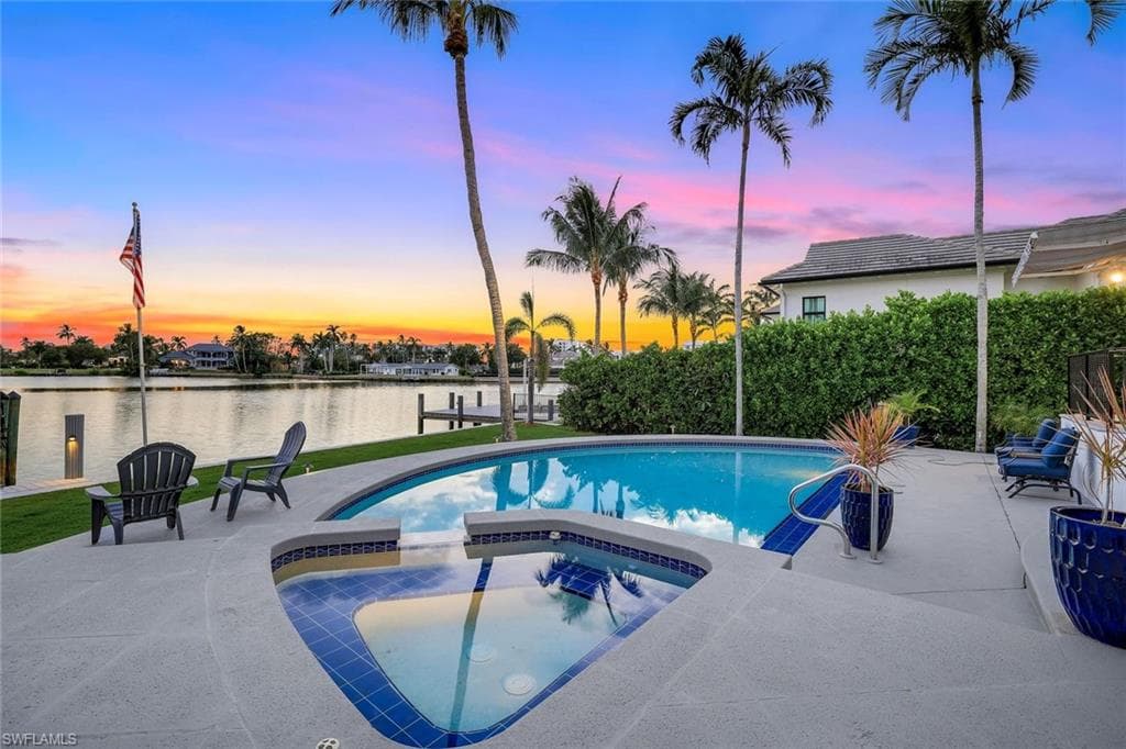 400 Spring Line Dr, Naples, FL 34102-2