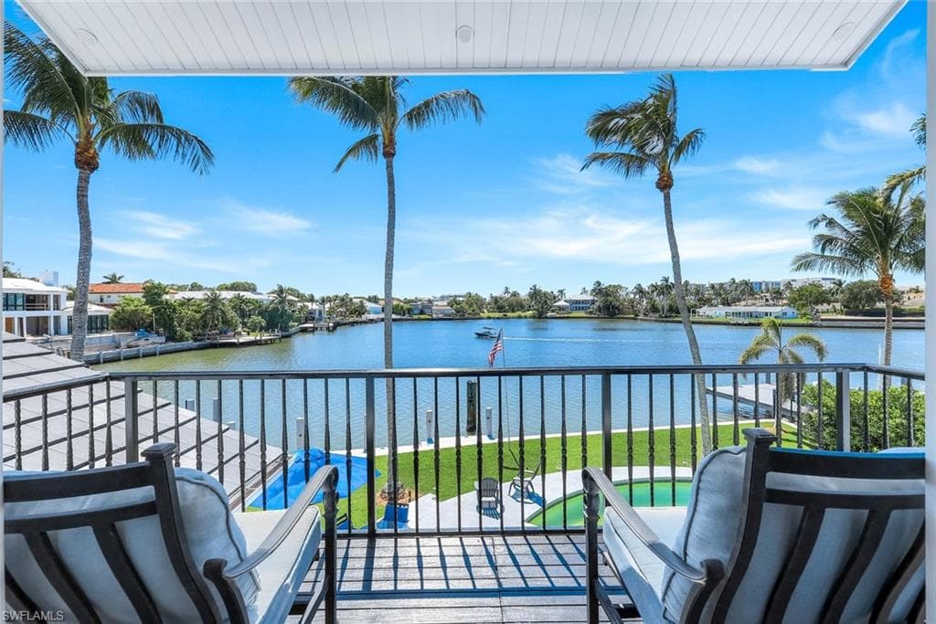 400 Spring Line Dr, Naples, FL 34102-42