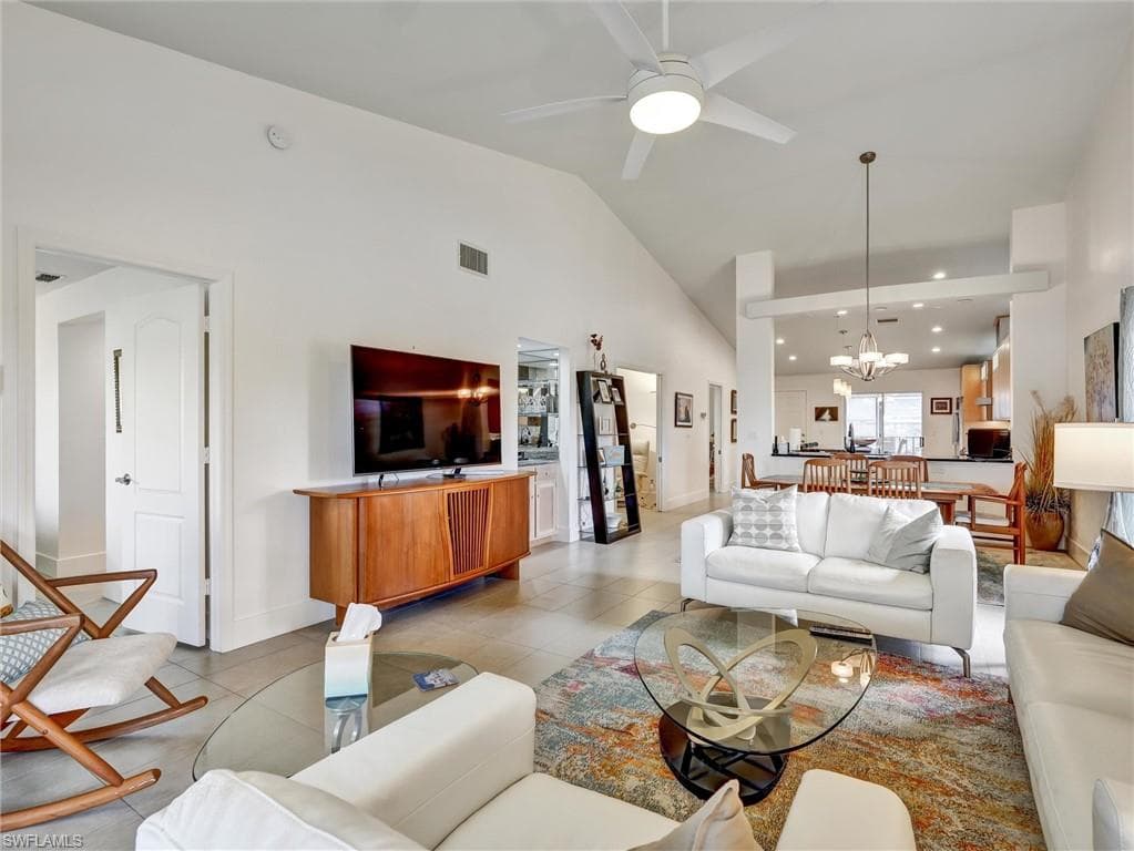 457 Country Hollow Ct A201, Naples, FL 34104-9
