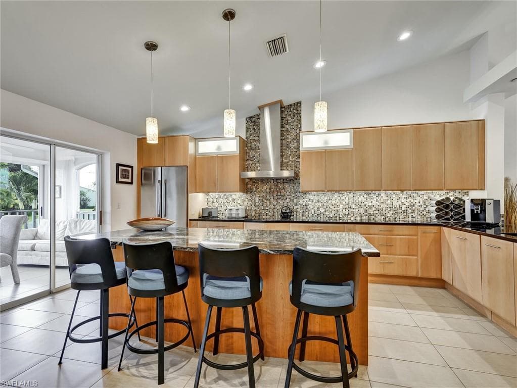 457 Country Hollow Ct A201, Naples, FL 34104-3