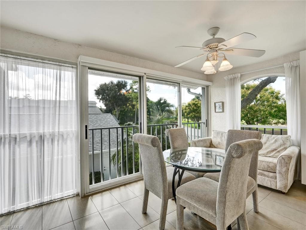 457 Country Hollow Ct A201, Naples, FL 34104-4