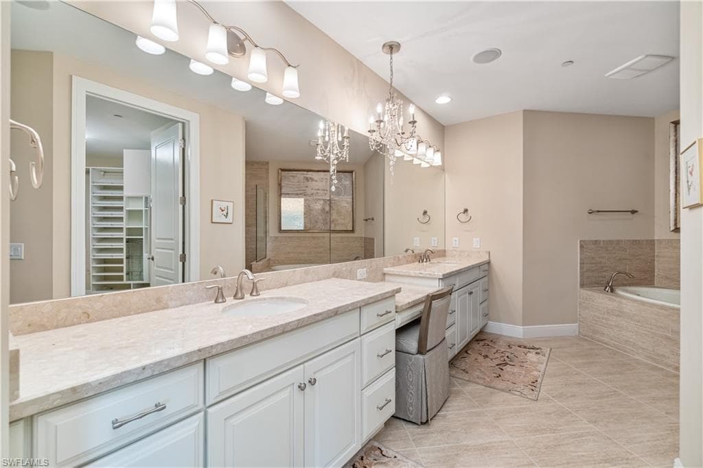 2550 Marquesa Royale Ln 8-101, Naples, FL 34109-10