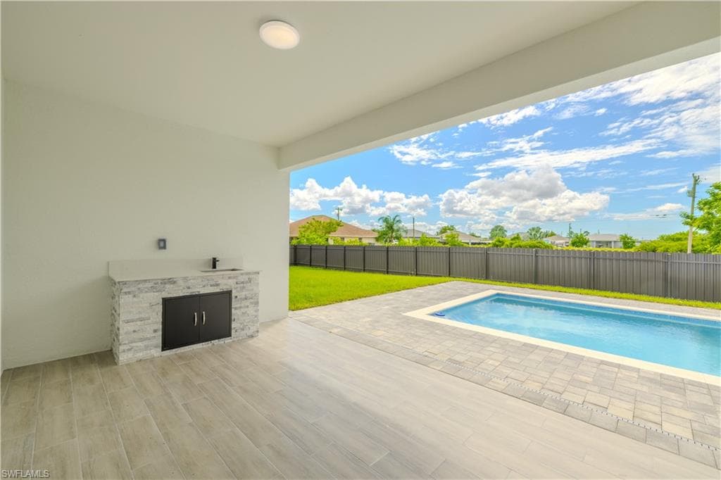 1918 Kismet Pkwy W, Cape Coral, FL 33993-8