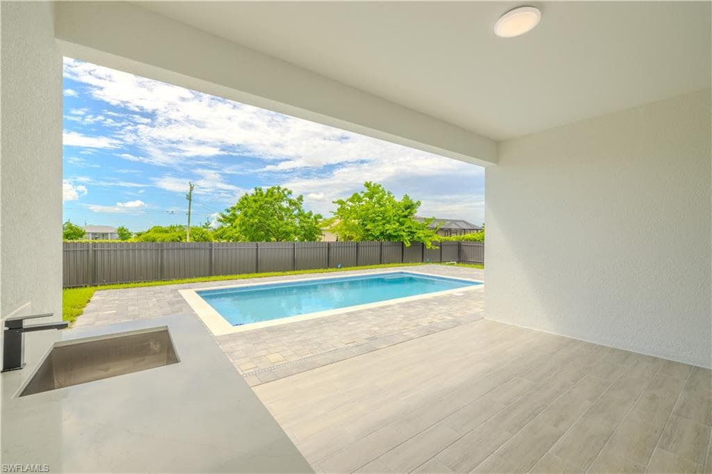 1918 Kismet Pkwy W, Cape Coral, FL 33993-12