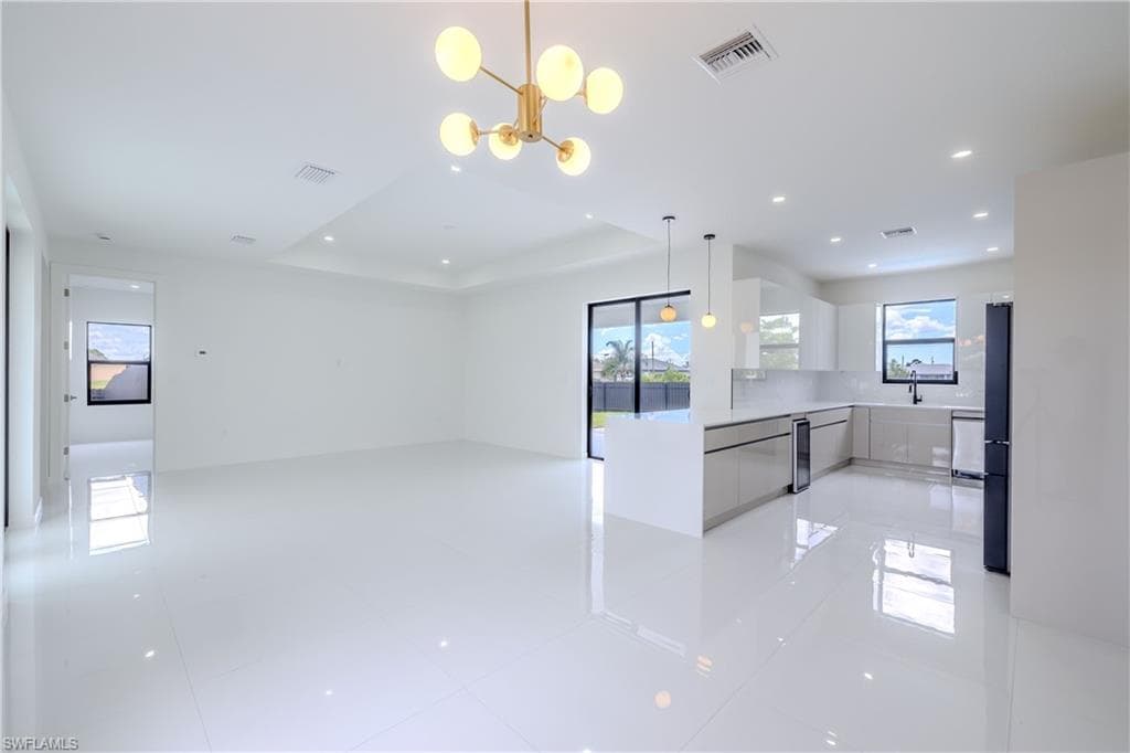 1918 Kismet Pkwy W, Cape Coral, FL 33993-27