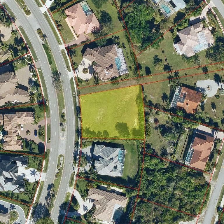 651 Barfield Dr, Marco Island, FL 34145-1
