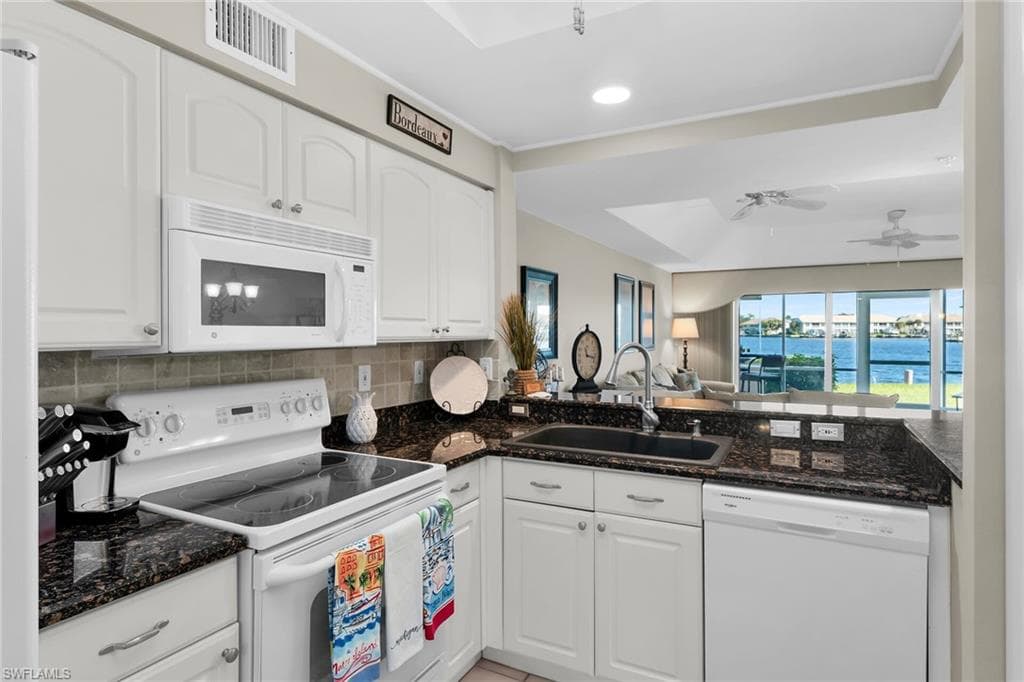 269 Sunrise Cay 4, Naples, FL 34114-9