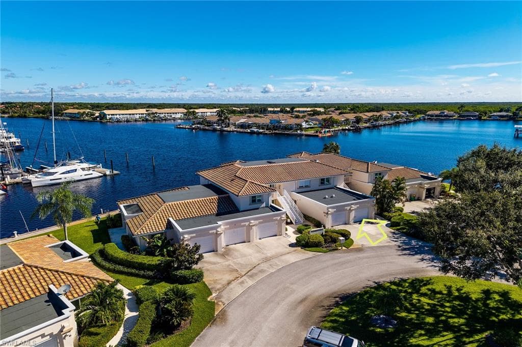 269 Sunrise Cay 4, Naples, FL 34114-1