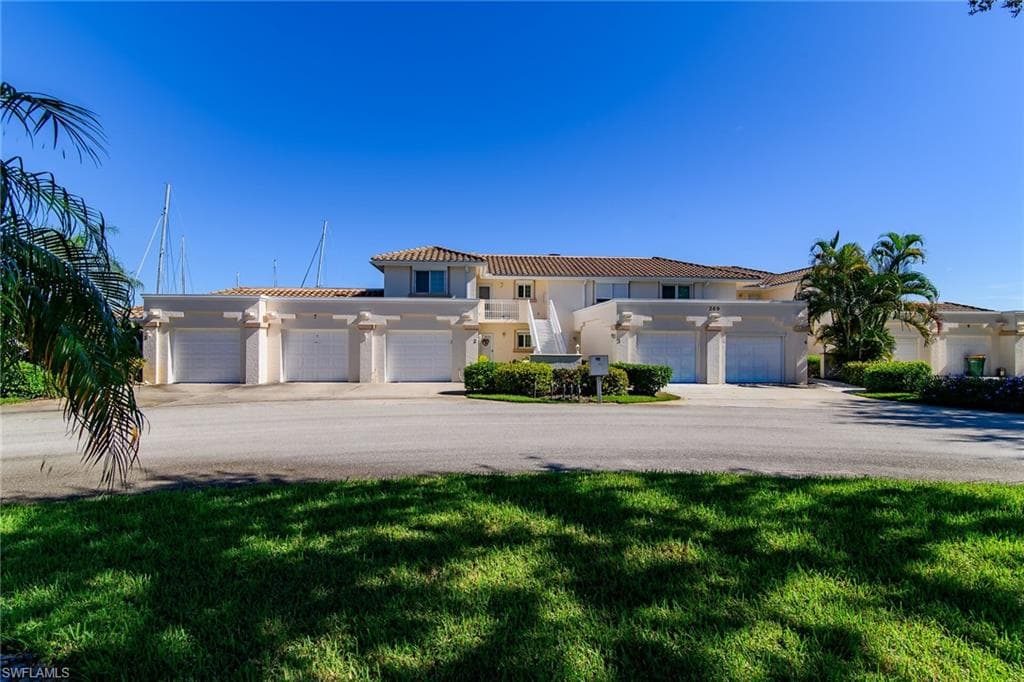 269 Sunrise Cay 4, Naples, FL 34114-32