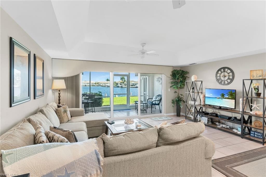 269 Sunrise Cay 4, Naples, FL 34114-4