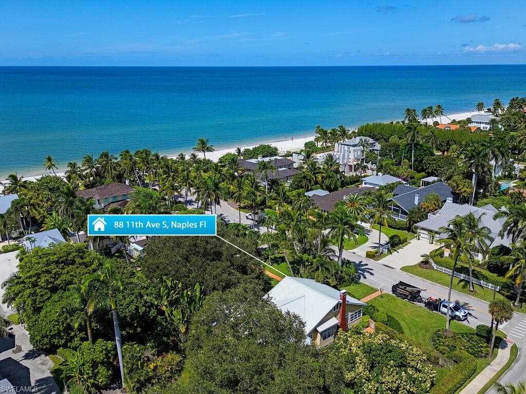 88 11th Ave S, Naples, FL 34102-17
