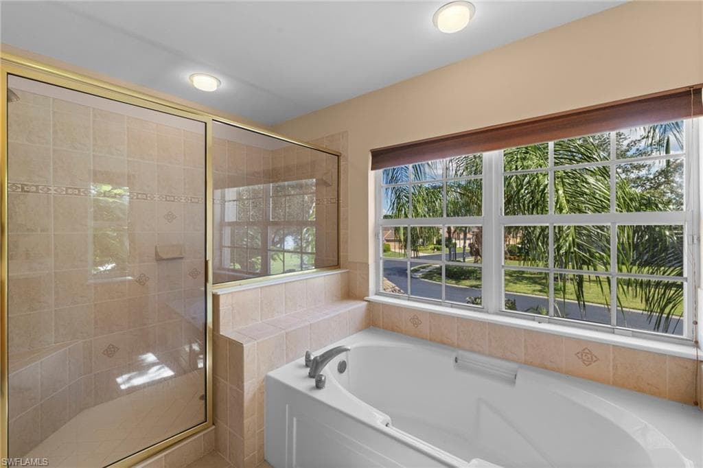 20111 Rookery Dr, Estero, FL 33928-20