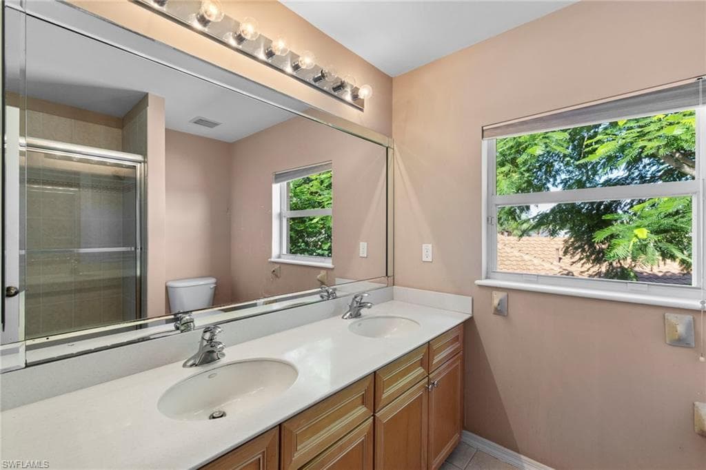 20111 Rookery Dr, Estero, FL 33928-22