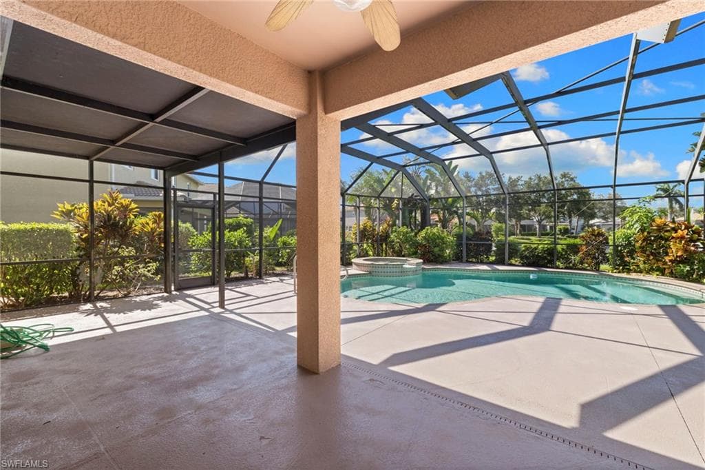 20111 Rookery Dr, Estero, FL 33928-25