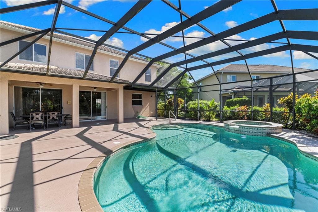 20111 Rookery Dr, Estero, FL 33928-27