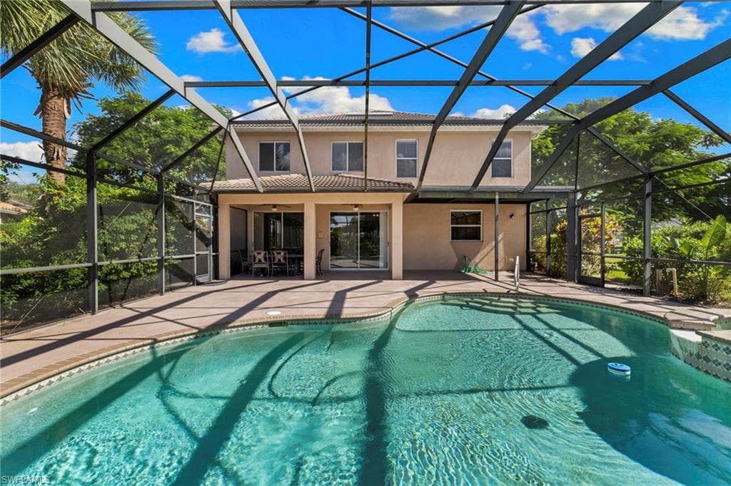 20111 Rookery Dr, Estero, FL 33928-28