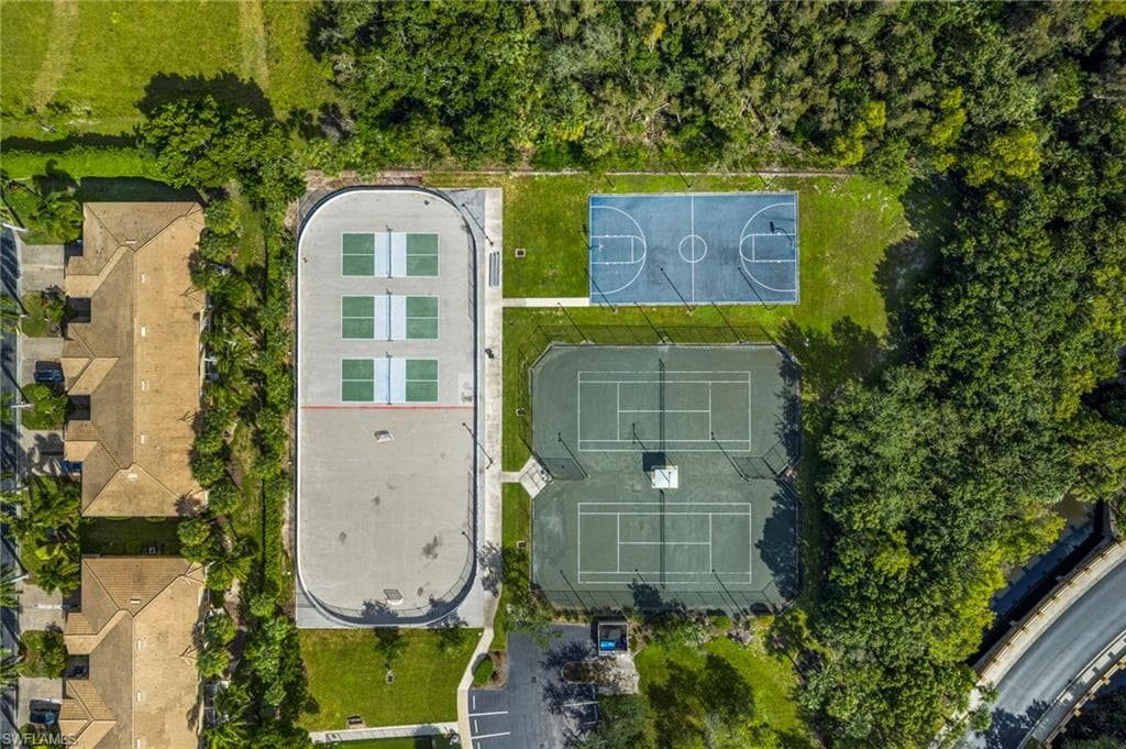 20111 Rookery Dr, Estero, FL 33928-35