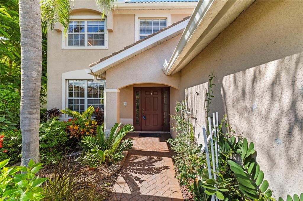 20111 Rookery Dr, Estero, FL 33928-3