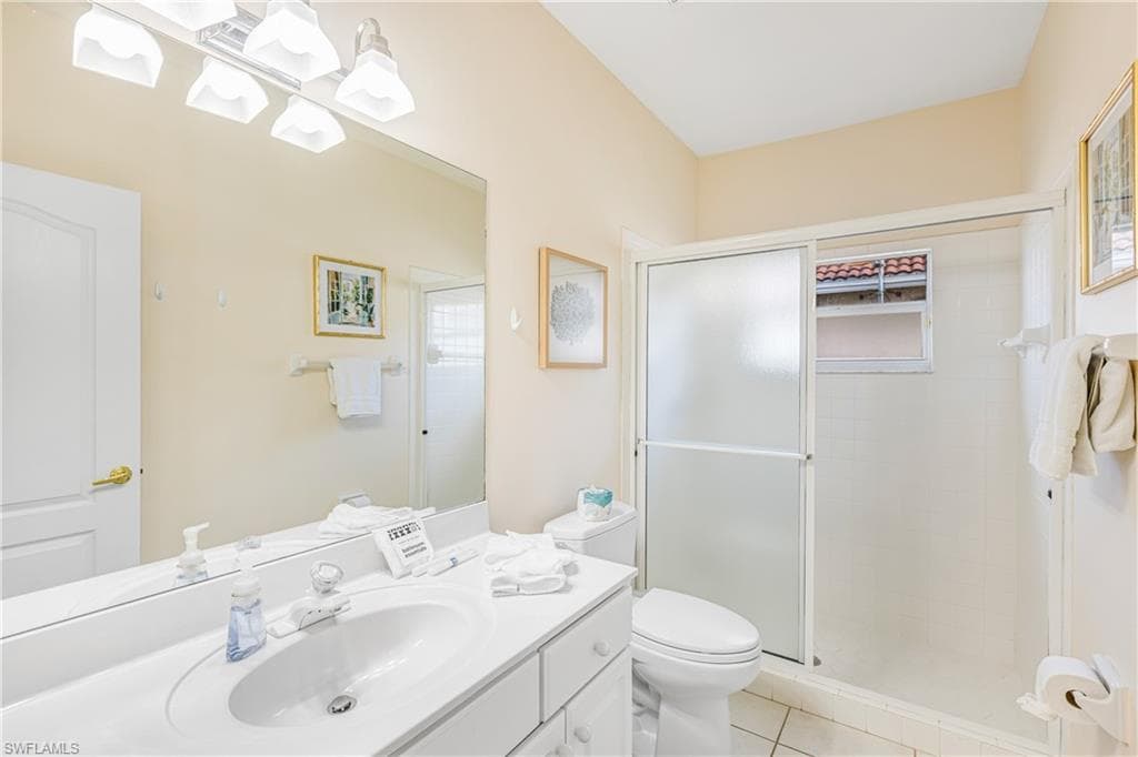 100 Bonita Ct, Marco Island, FL 34145-16