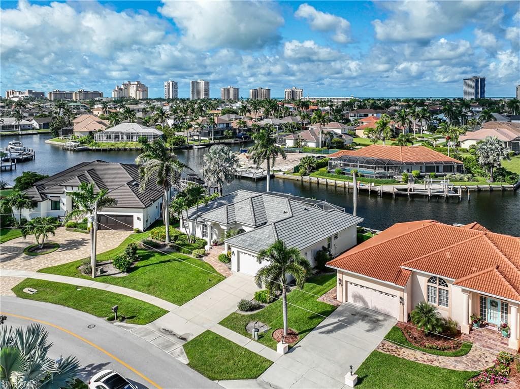 100 Bonita Ct, Marco Island, FL 34145-26