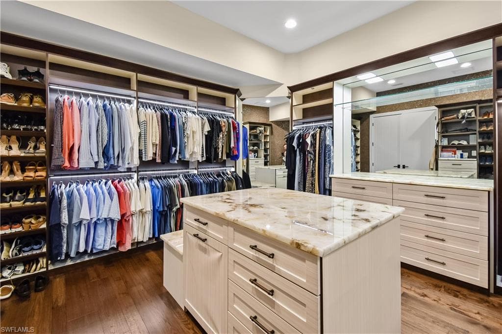 2801 39th Ter, Cape Coral, FL 33914-24