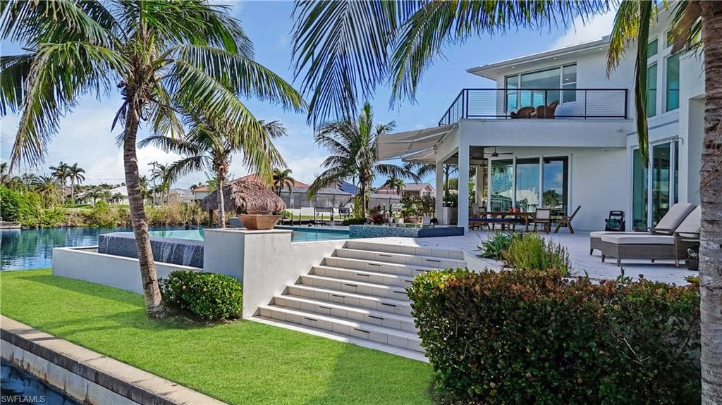 2801 39th Ter, Cape Coral, FL 33914-44