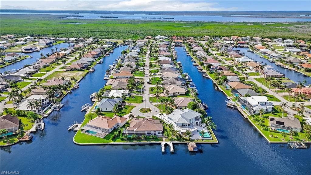 2801 39th Ter, Cape Coral, FL 33914-49