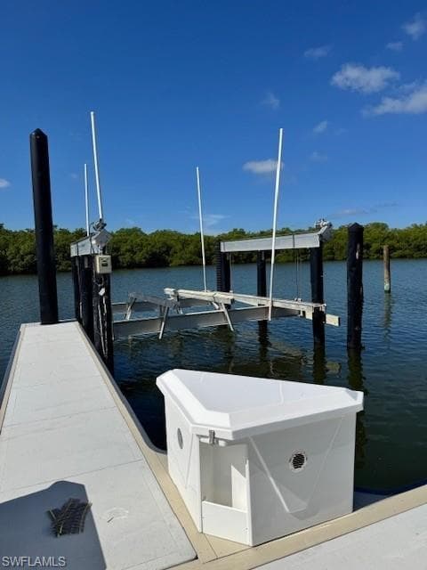 13115 Vanderbilt Dr, Naples, FL 34110-5