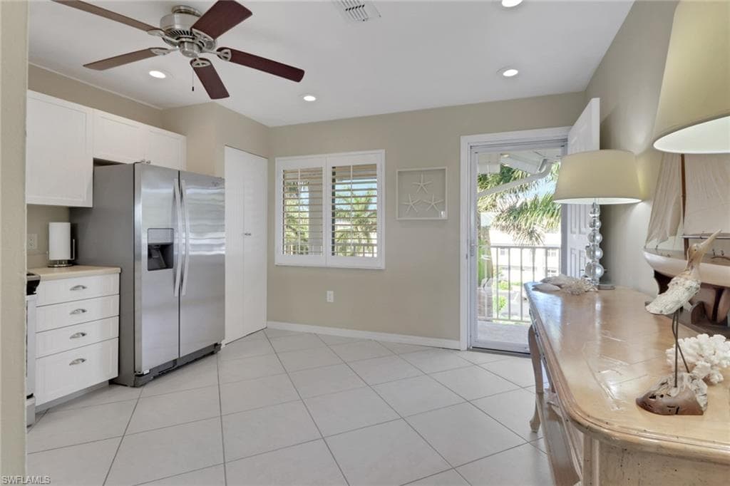 3061 Sandpiper Bay Cir J303, Naples, FL 34112-13