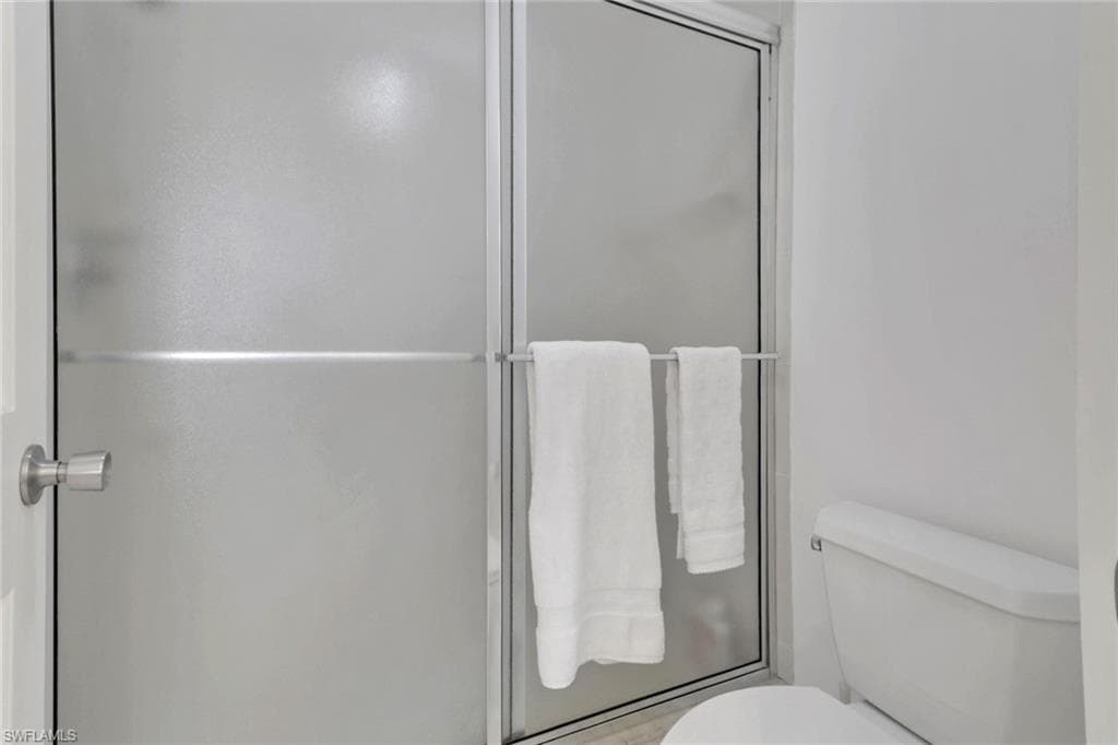 3061 Sandpiper Bay Cir J303, Naples, FL 34112-25