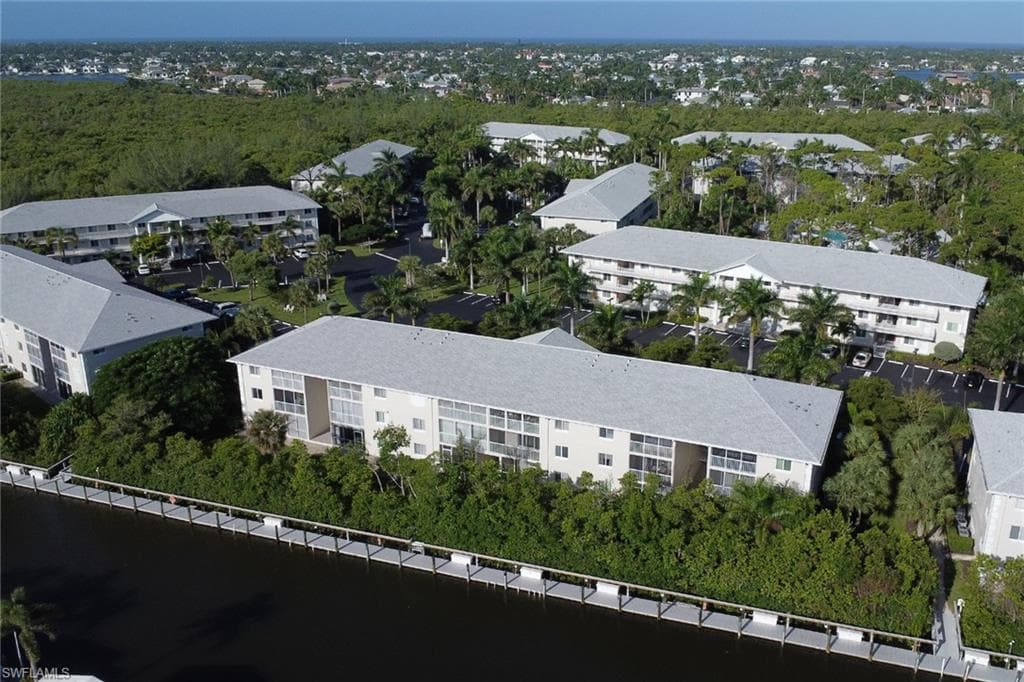 3061 Sandpiper Bay Cir J303, Naples, FL 34112-38