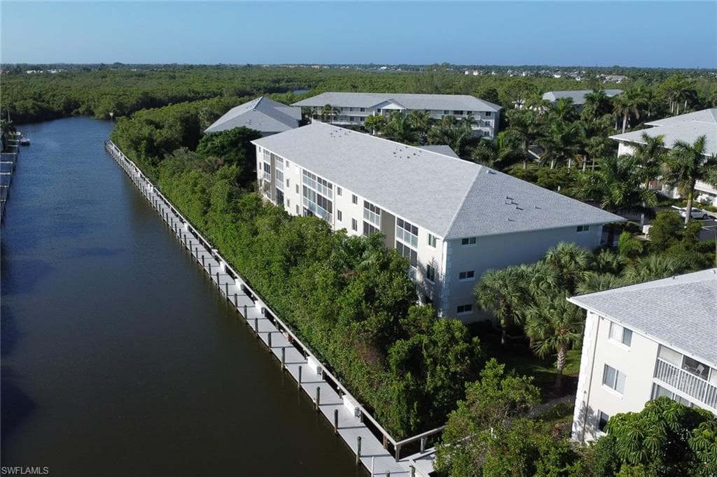 3061 Sandpiper Bay Cir J303, Naples, FL 34112-39