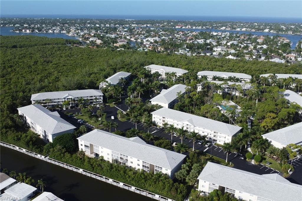 3061 Sandpiper Bay Cir J303, Naples, FL 34112-40