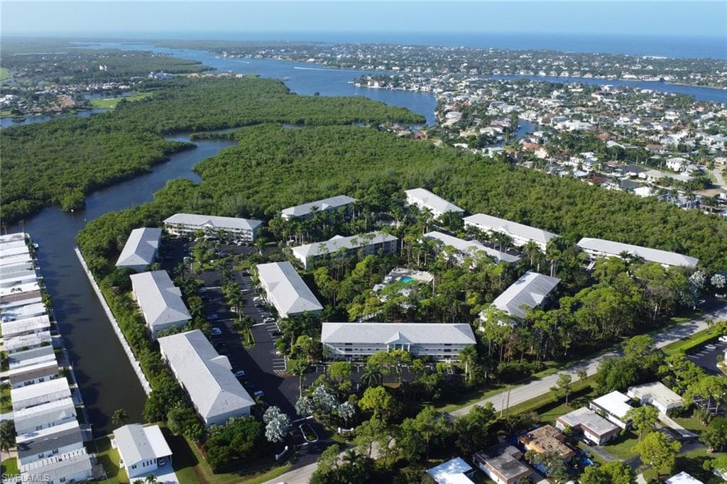 3061 Sandpiper Bay Cir J303, Naples, FL 34112-43
