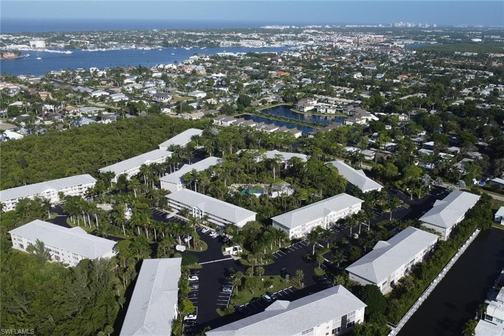 3061 Sandpiper Bay Cir J303, Naples, FL 34112-46