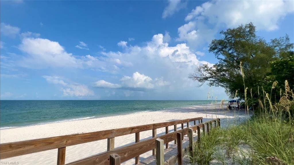3061 Sandpiper Bay Cir J303, Naples, FL 34112-50