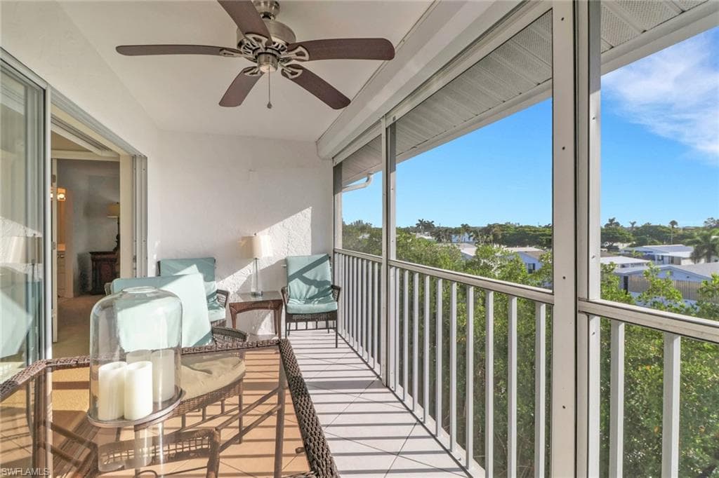 3061 Sandpiper Bay Cir J303, Naples, FL 34112-5