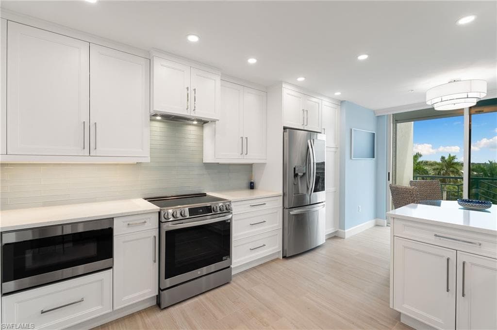 7515 Pelican Bay Blvd 5a, Naples, FL 34108-10