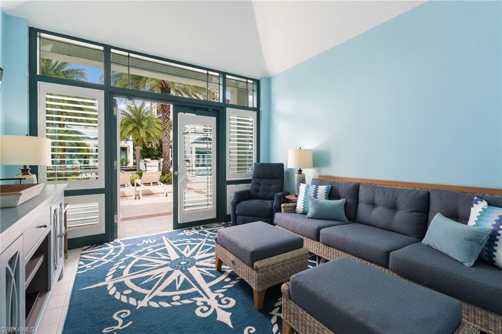 7515 Pelican Bay Blvd 5a, Naples, FL 34108-24