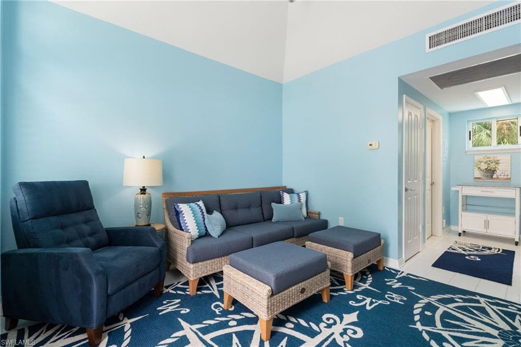 7515 Pelican Bay Blvd 5a, Naples, FL 34108-25