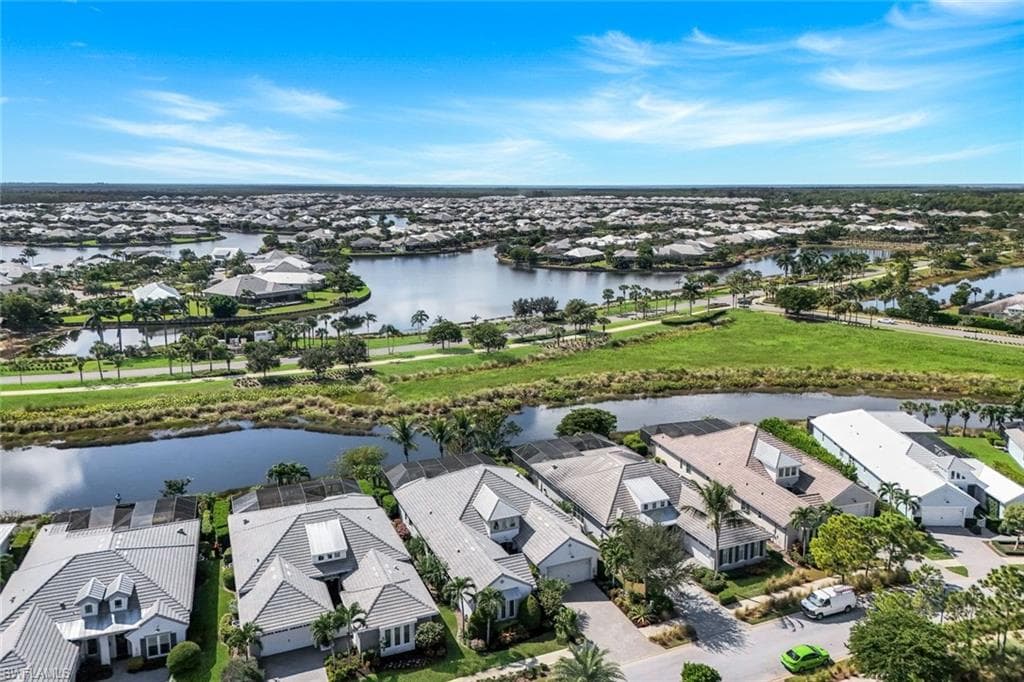 4964 Andros Dr, Naples, FL 34113-3