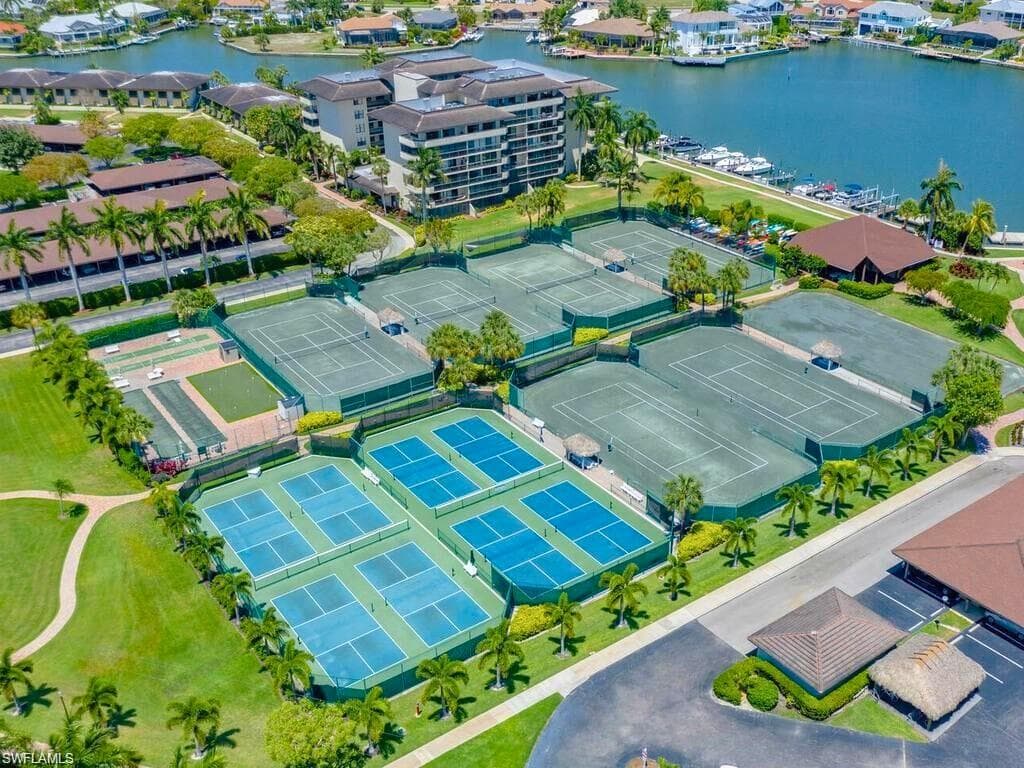 320 Seaview Ct 2-608, Marco Island, FL 34145-25
