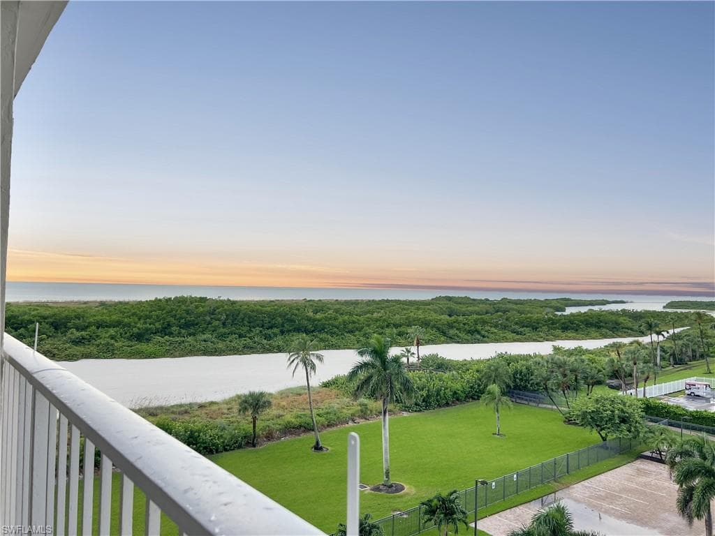 320 Seaview Ct 2-608, Marco Island, FL 34145-3