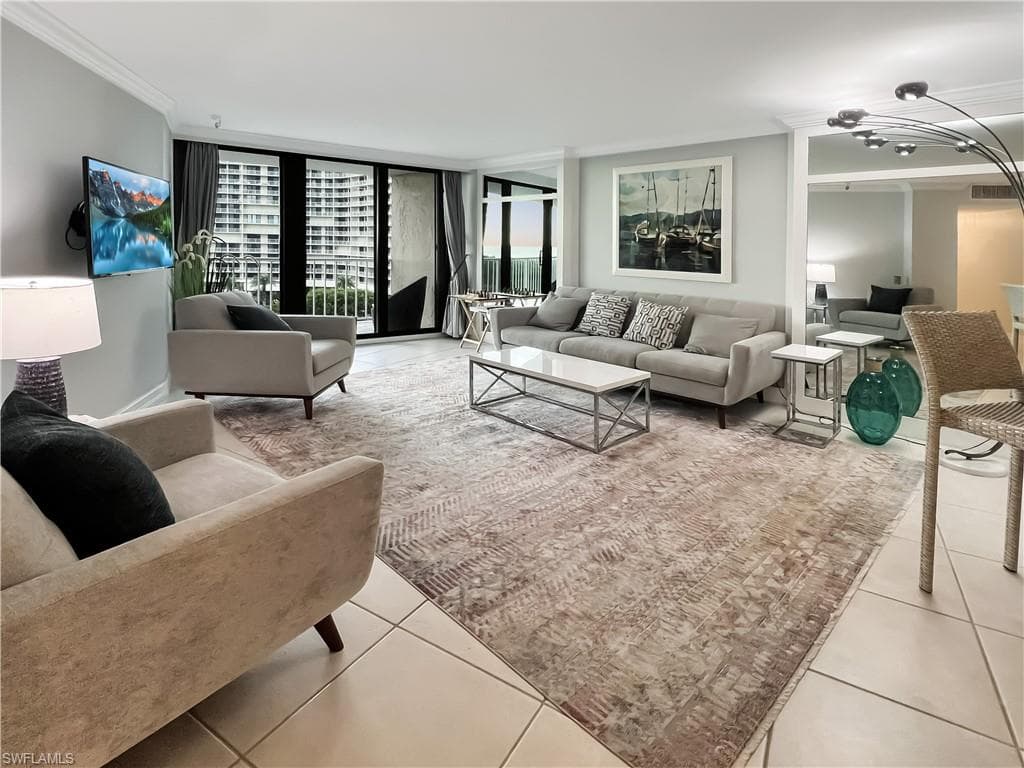 320 Seaview Ct 2-608, Marco Island, FL 34145-7
