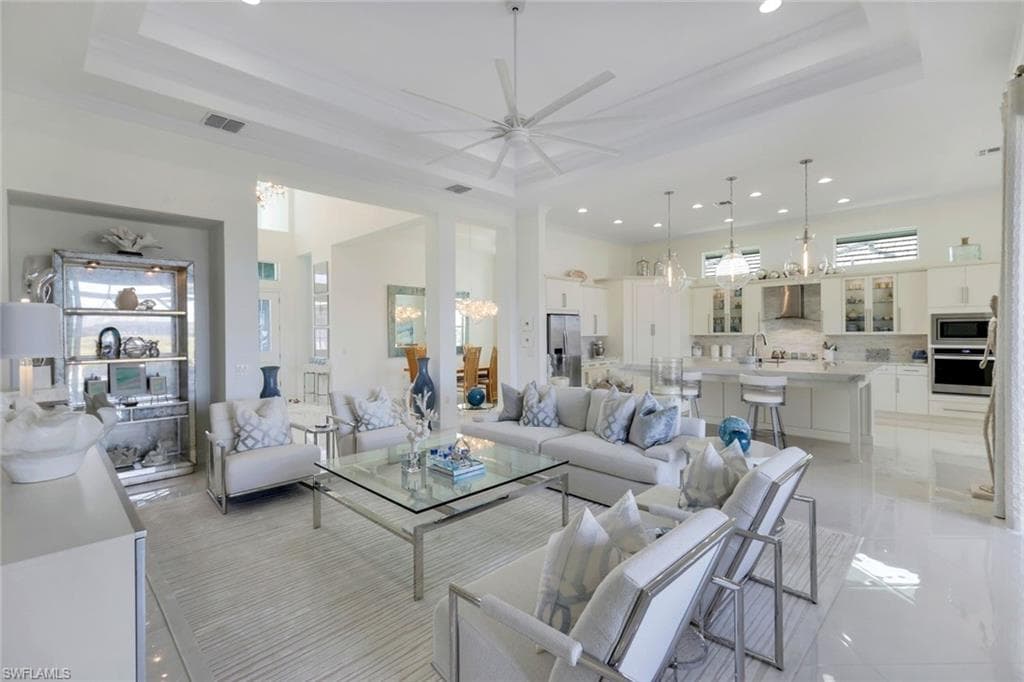 6245 Negril Isle Dr, Naples, FL 34113-12