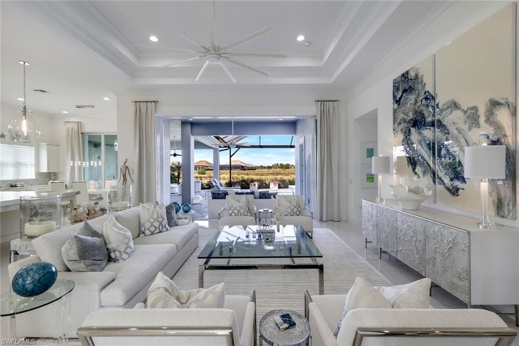 6245 Negril Isle Dr, Naples, FL 34113-14